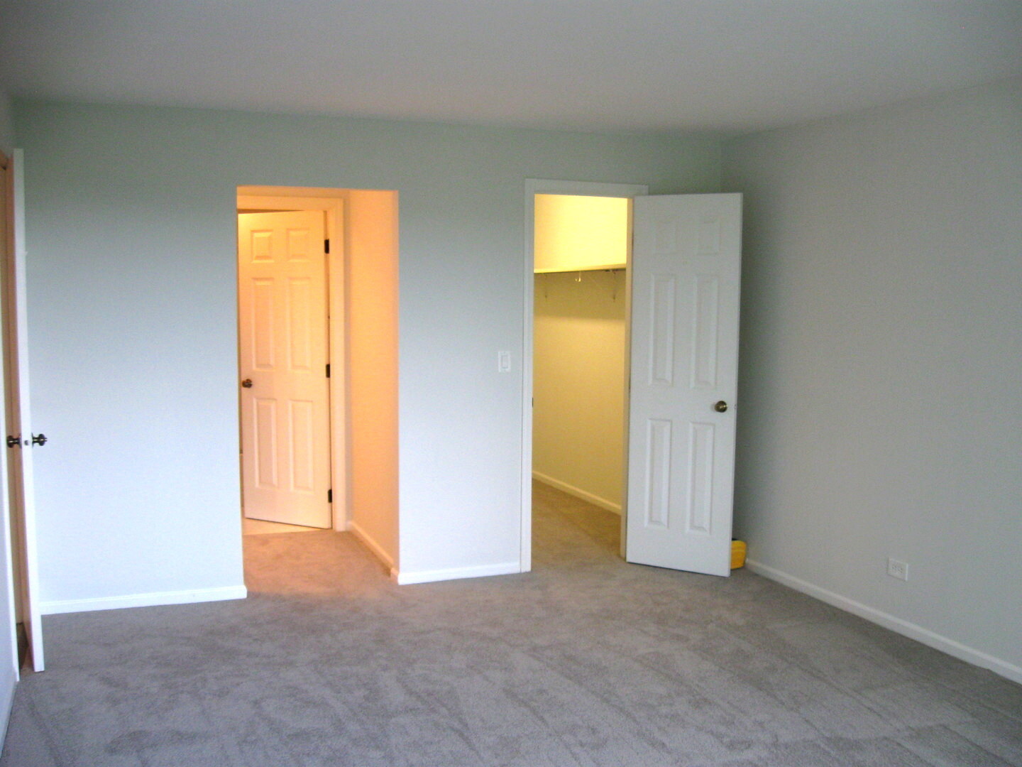 2020 Chestnut Avenue 406 Property Photo 14