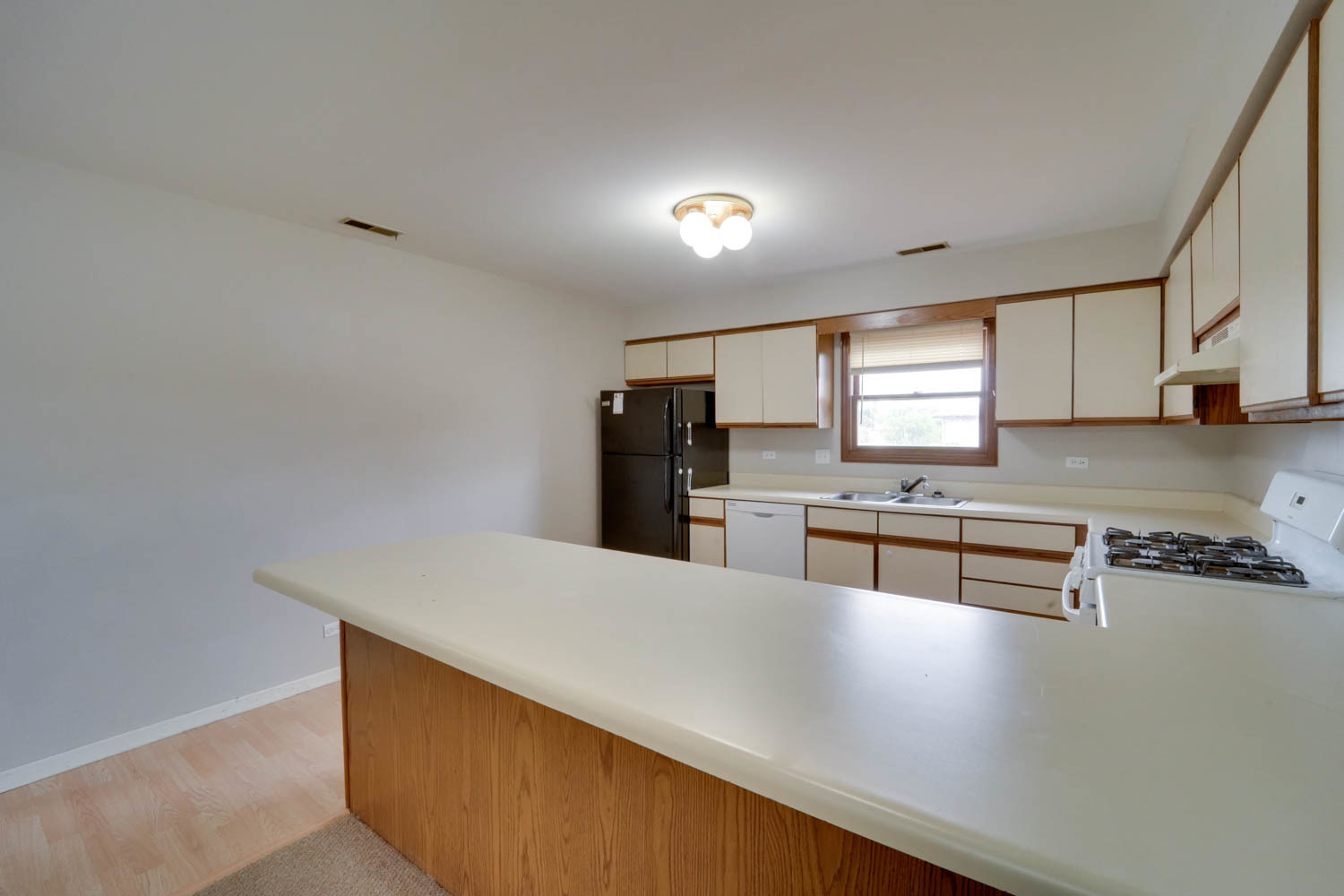 74 Terry Drive C Property Photo 7