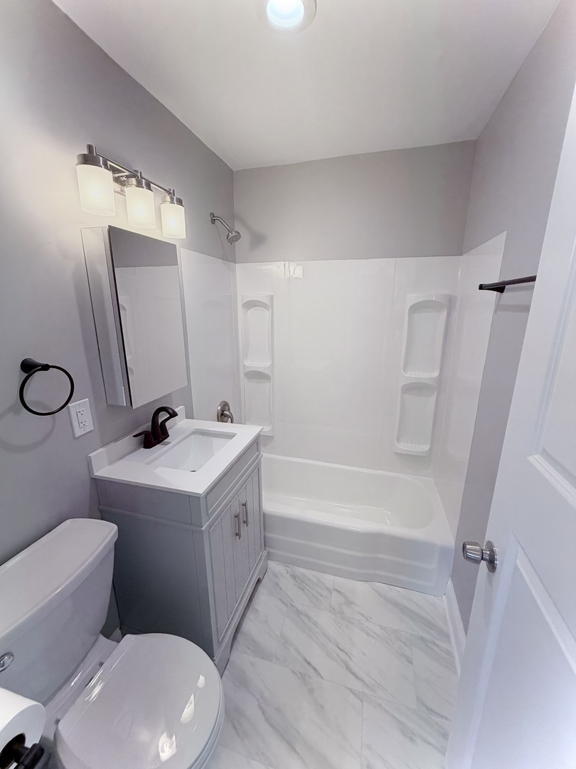 2069 N 18th Avenue Property Photo 19