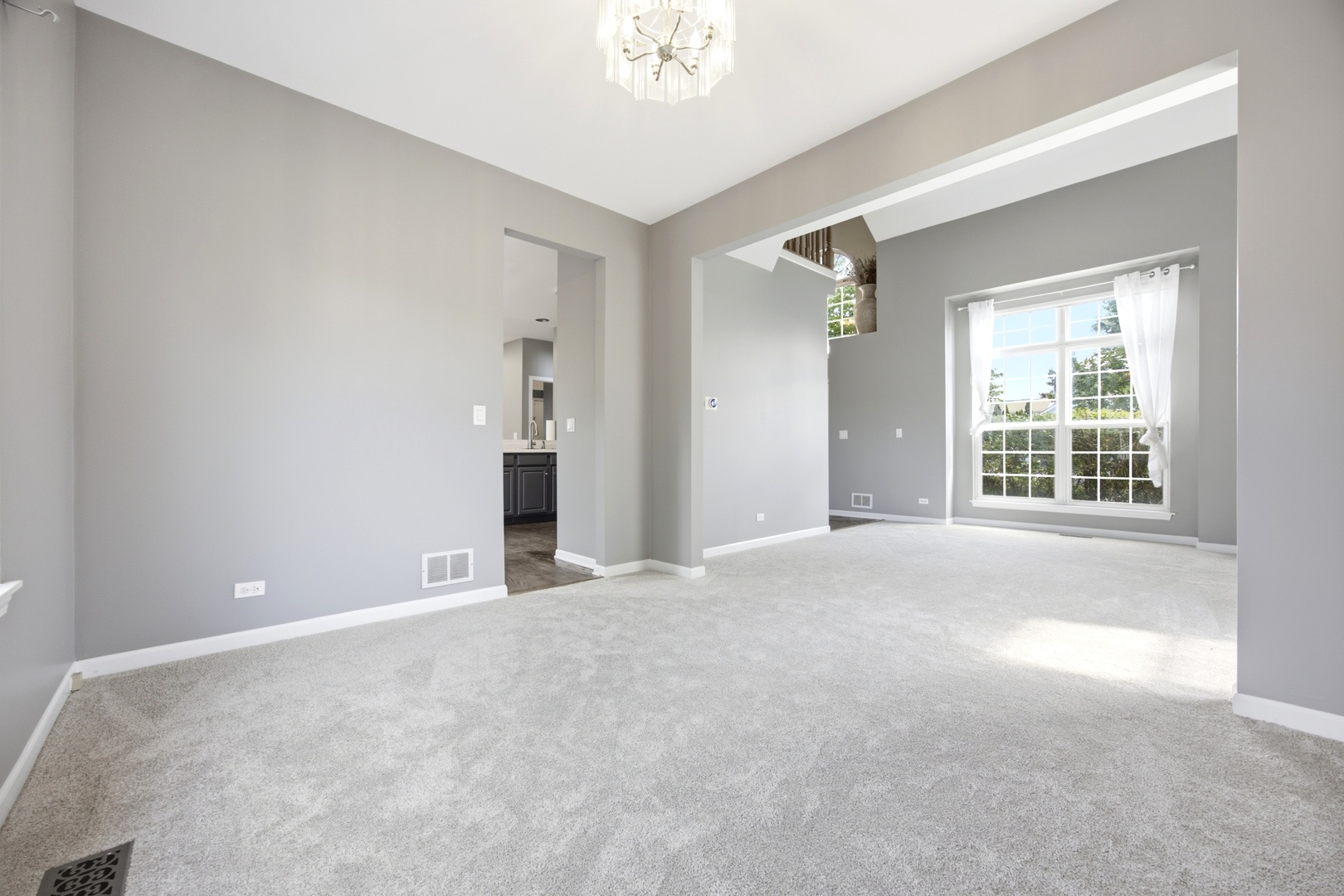 228 Norwich Drive Property Photo 10