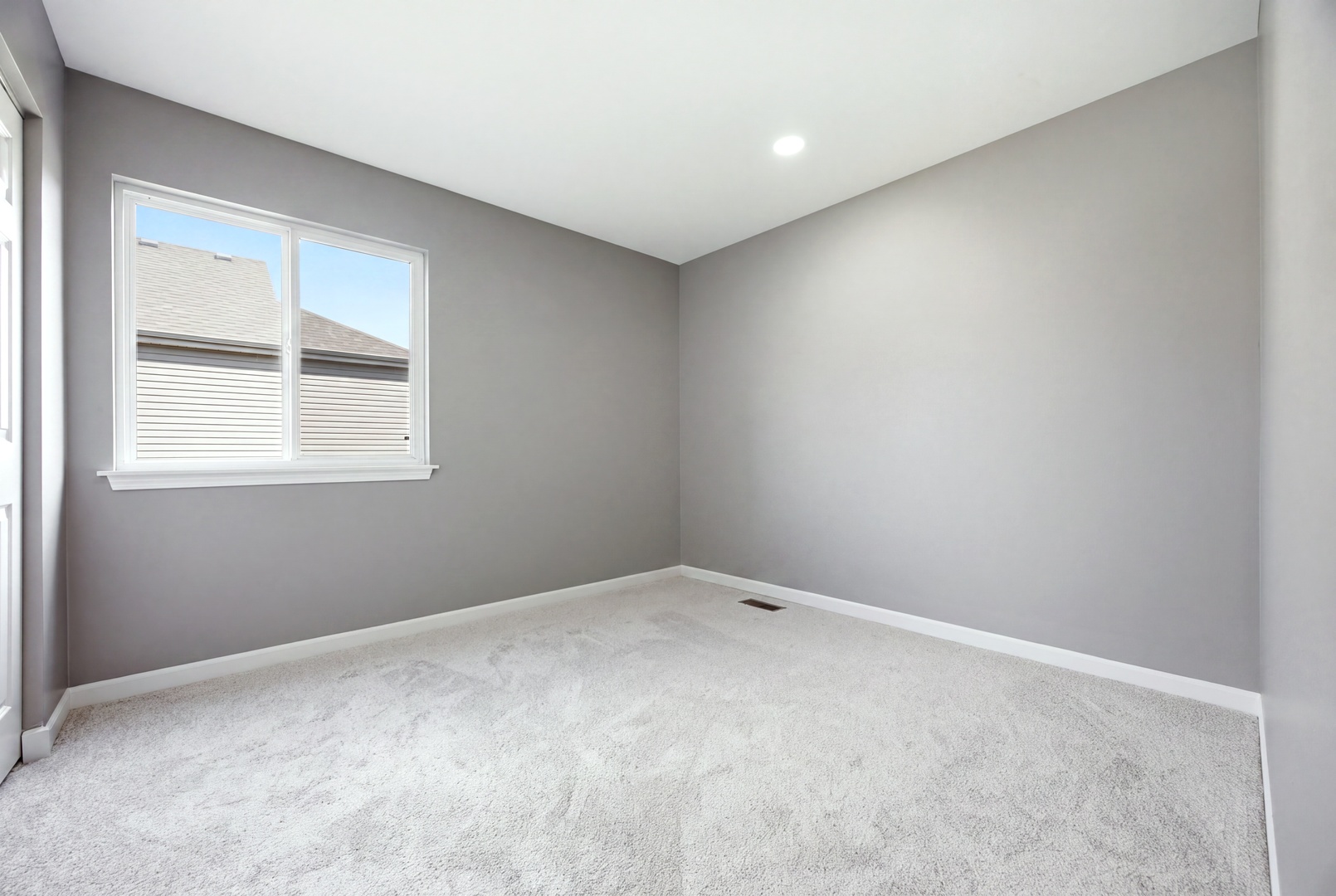 228 Norwich Drive Property Photo 20