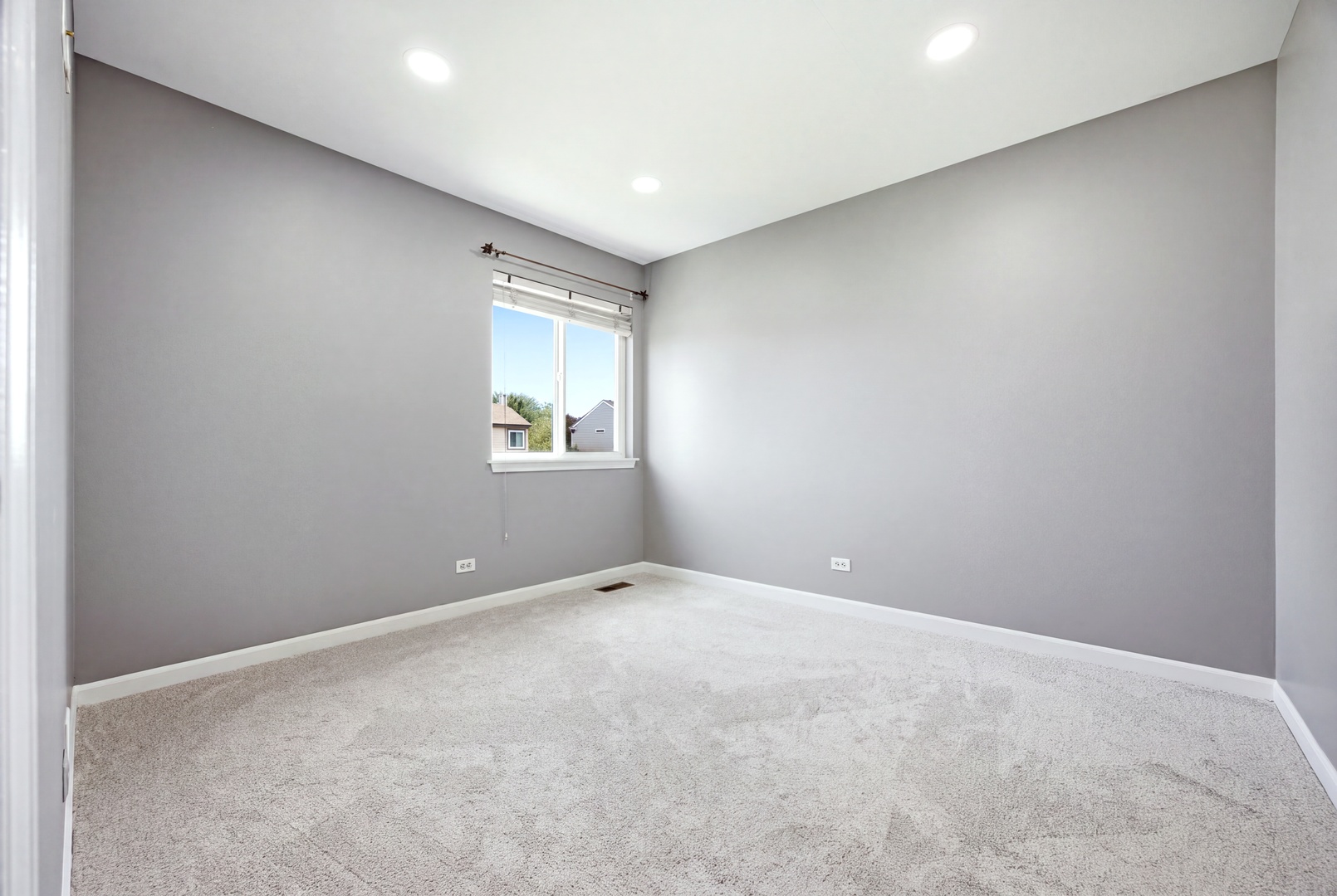 228 Norwich Drive Property Photo 21
