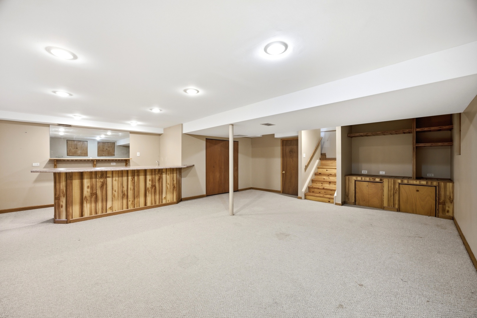228 Norwich Drive Property Photo 29
