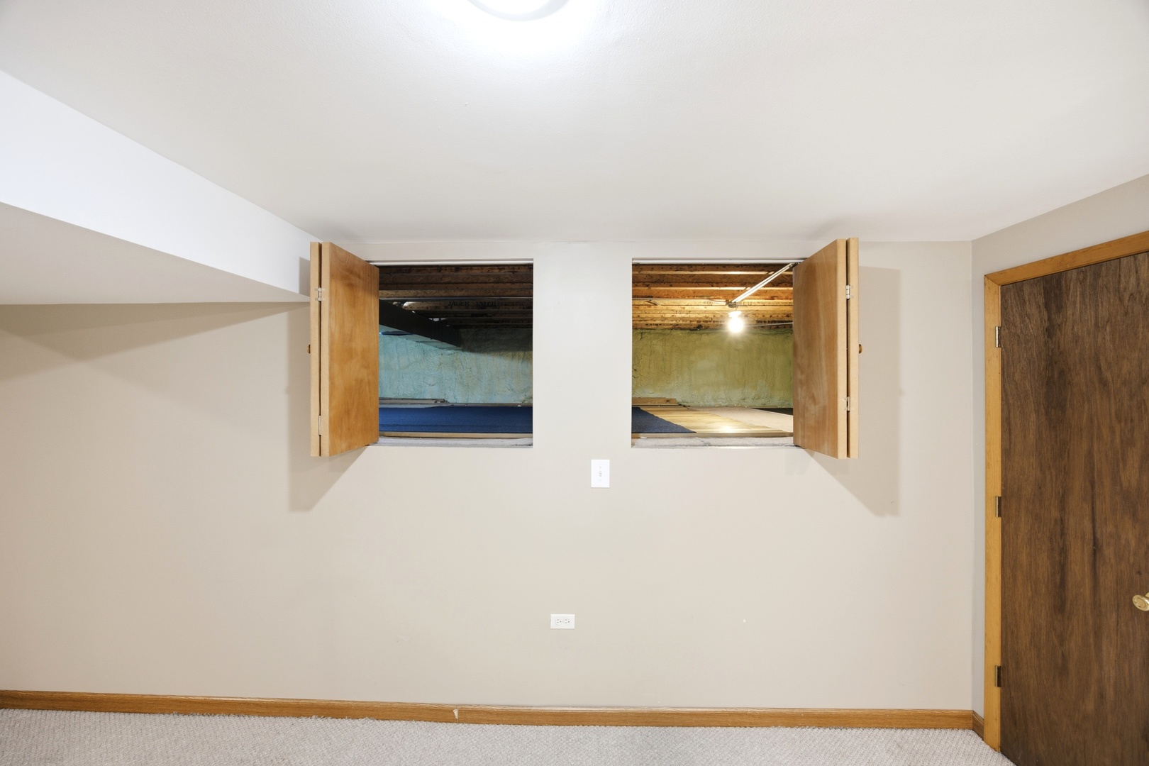 228 Norwich Drive Property Photo 30