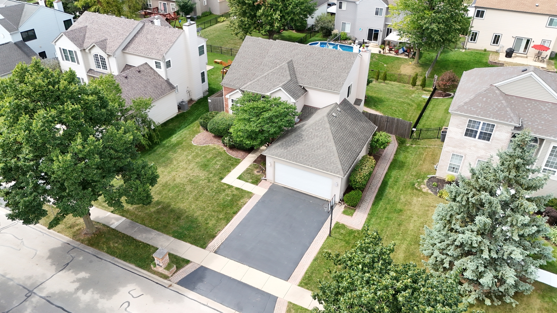 228 Norwich Drive Property Photo 43
