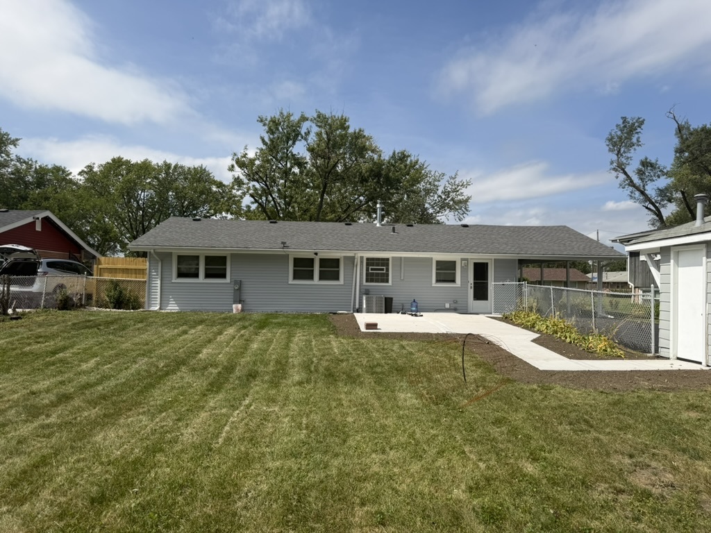 18921 John Avenue Property Photo 2
