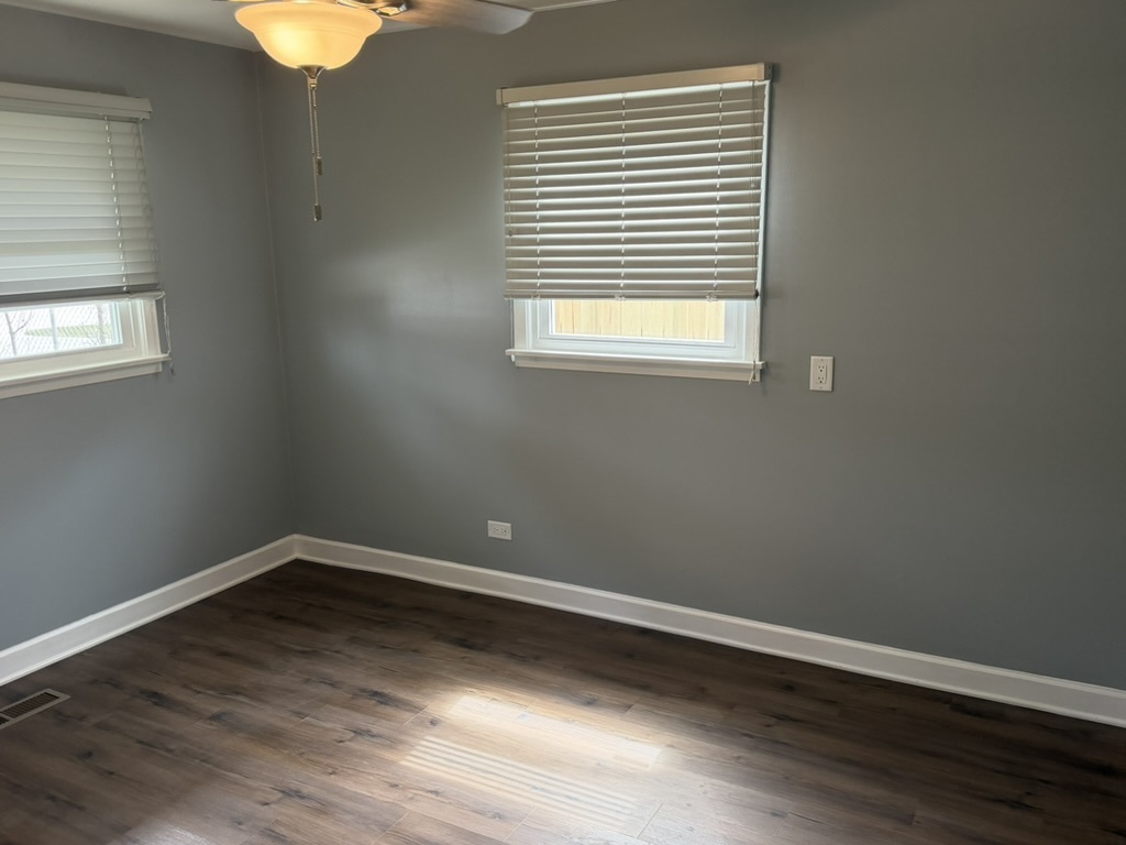 18921 John Avenue Property Photo 7
