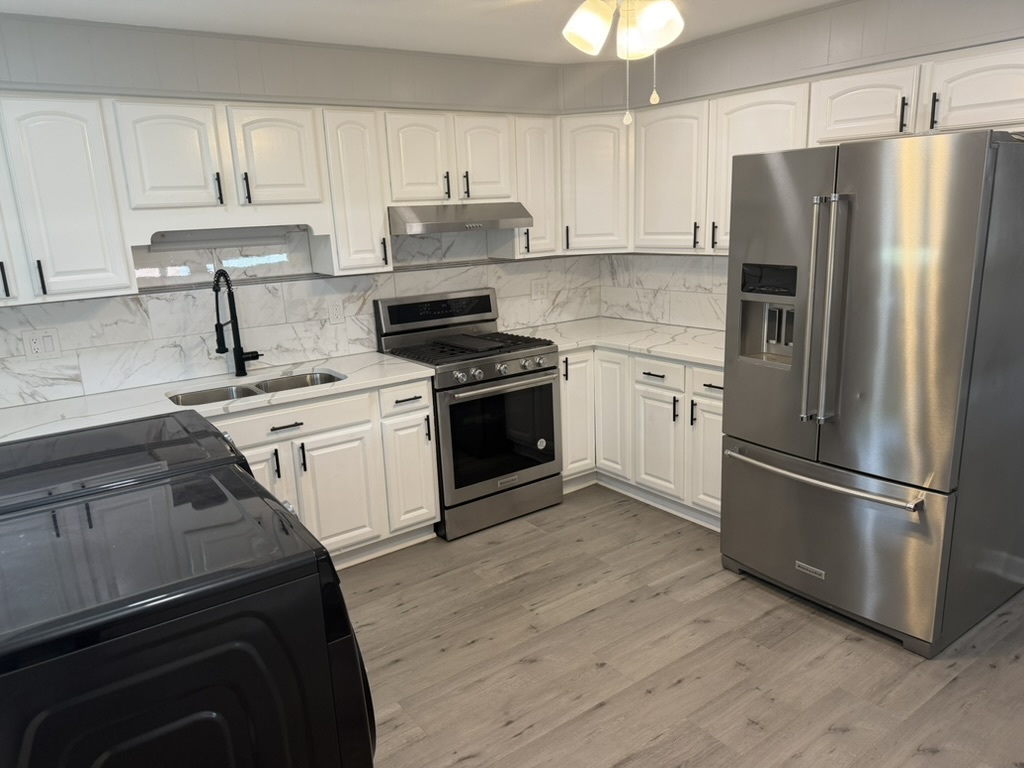 18921 John Avenue Property Photo 9