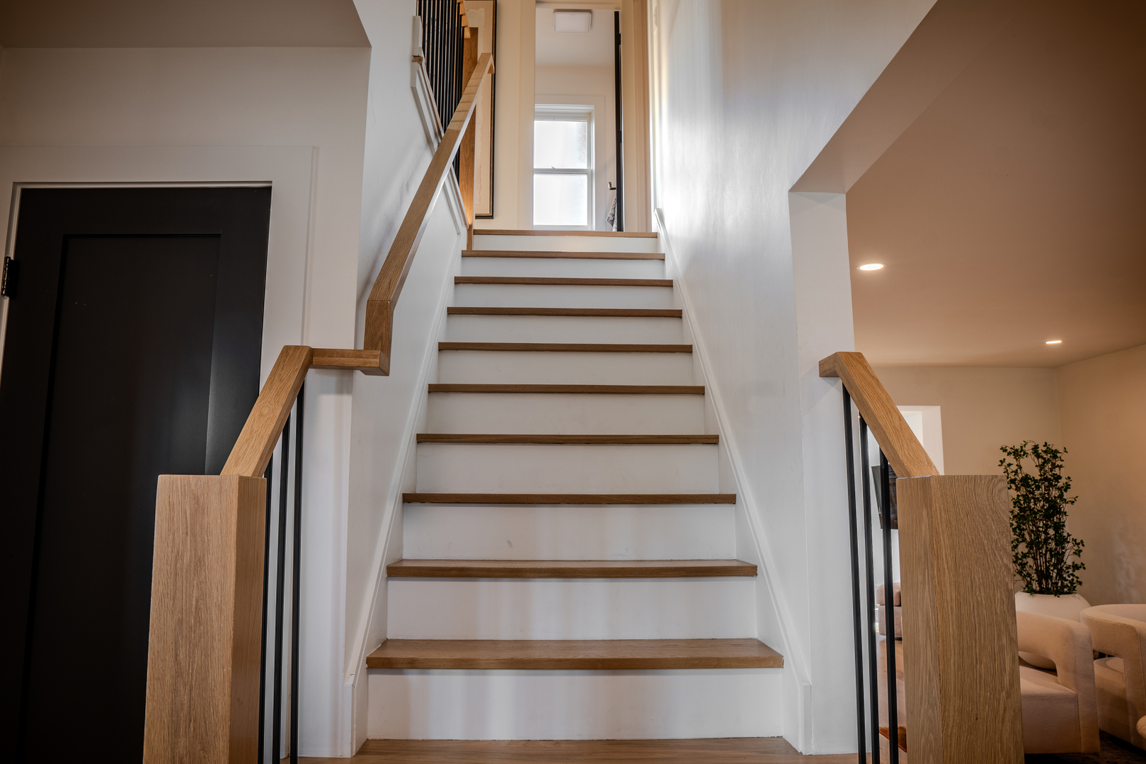 4738 W Pratt Avenue Property Photo 12