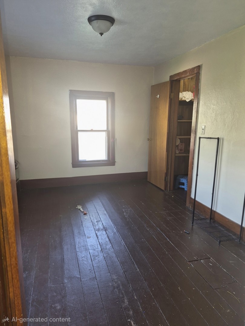 708 Bowen Street Property Photo 10