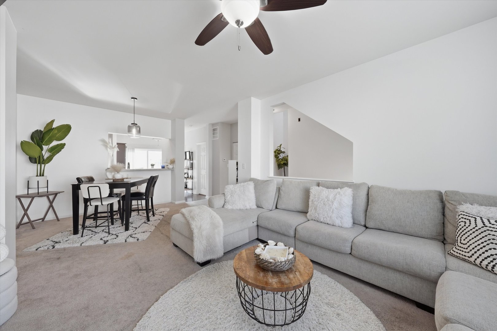 3350 Ravinia Circle Property Photo 2