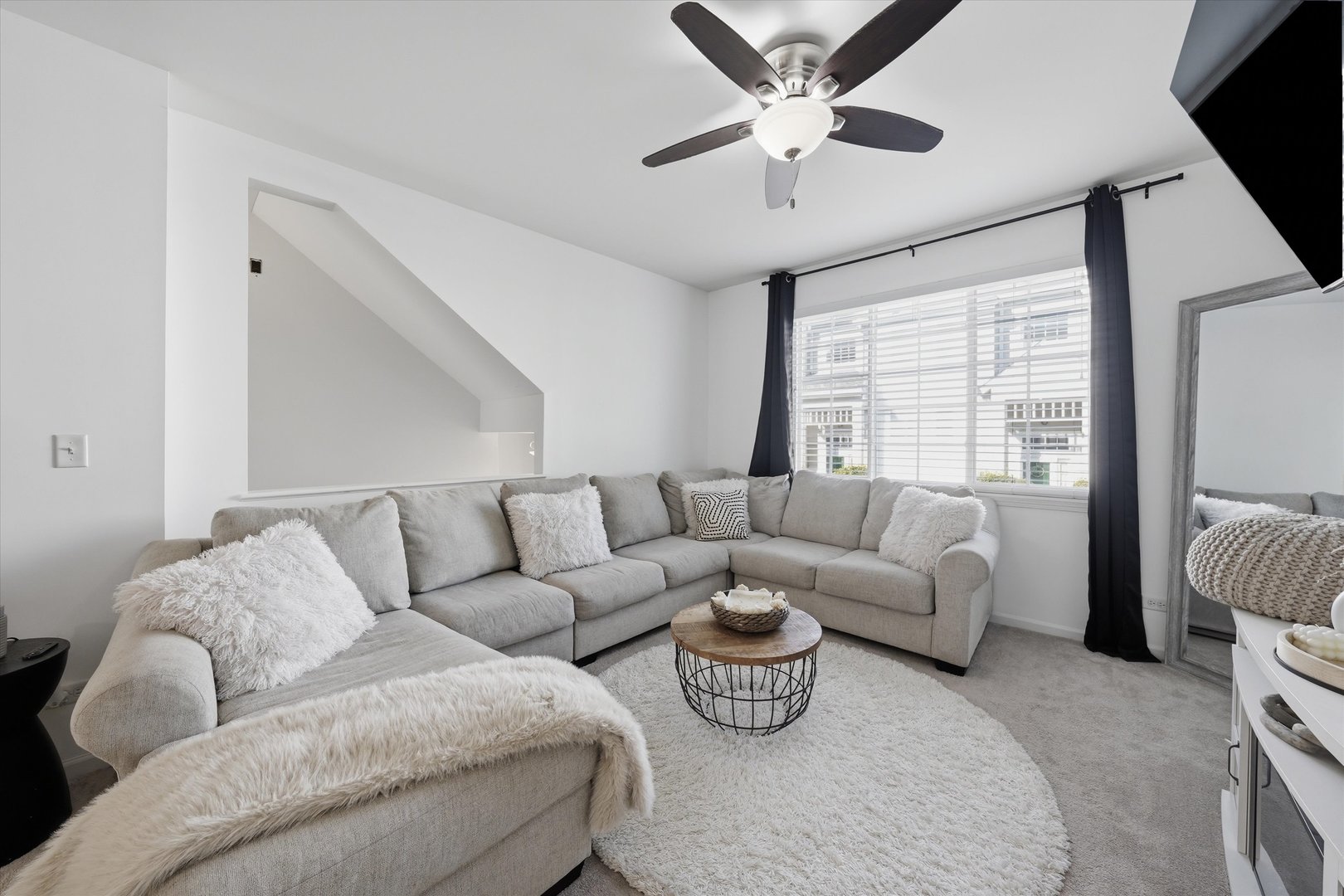 3350 Ravinia Circle Property Photo 3