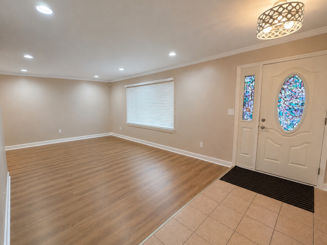 119 S Elroy Avenue Property Photo 2