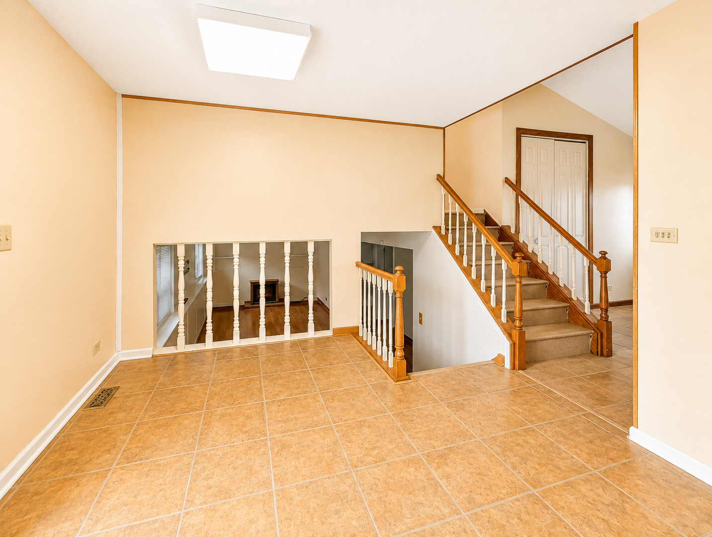1329 Elm Drive Property Photo 4