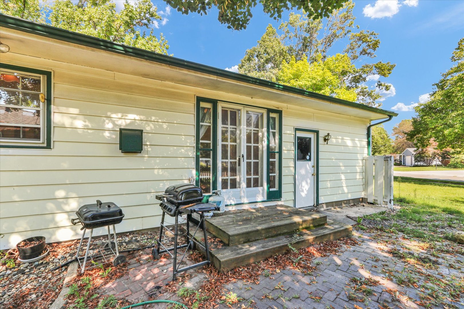 1902 Rebecca Drive Property Photo 28