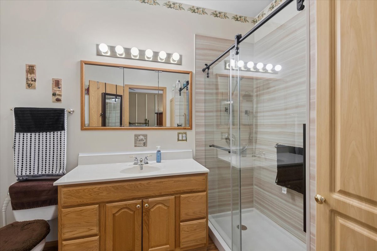 367 Larkspur Lane Property Photo 10