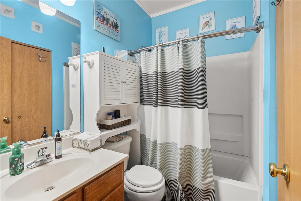 367 Larkspur Lane Property Photo 12