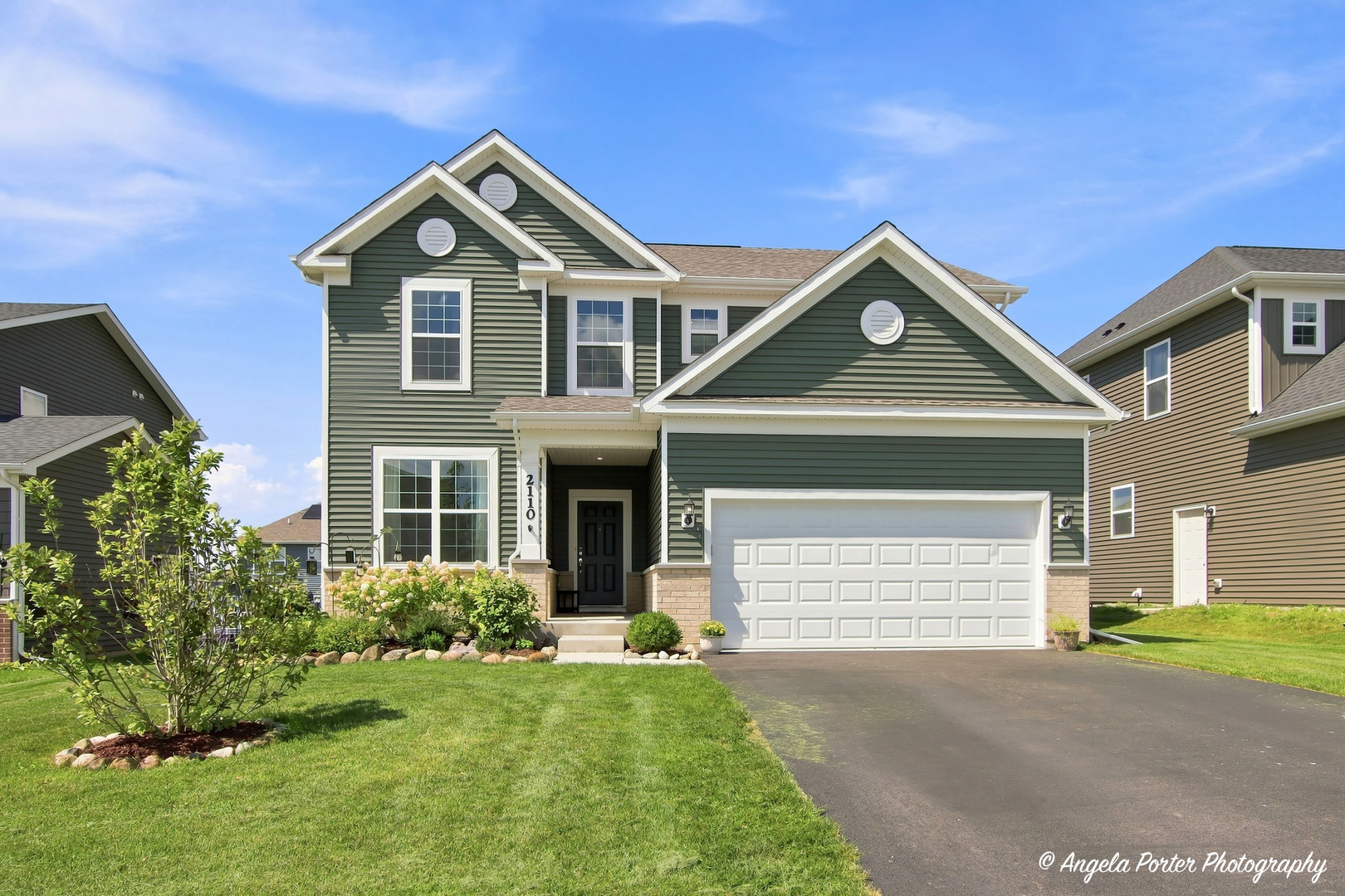 2110 Schmitt Circle Property Photo 1