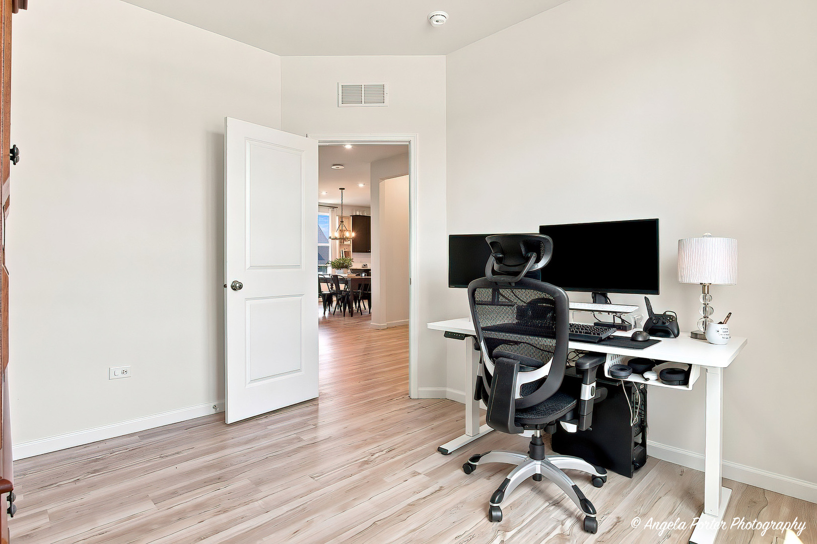 2110 Schmitt Circle Property Photo 5