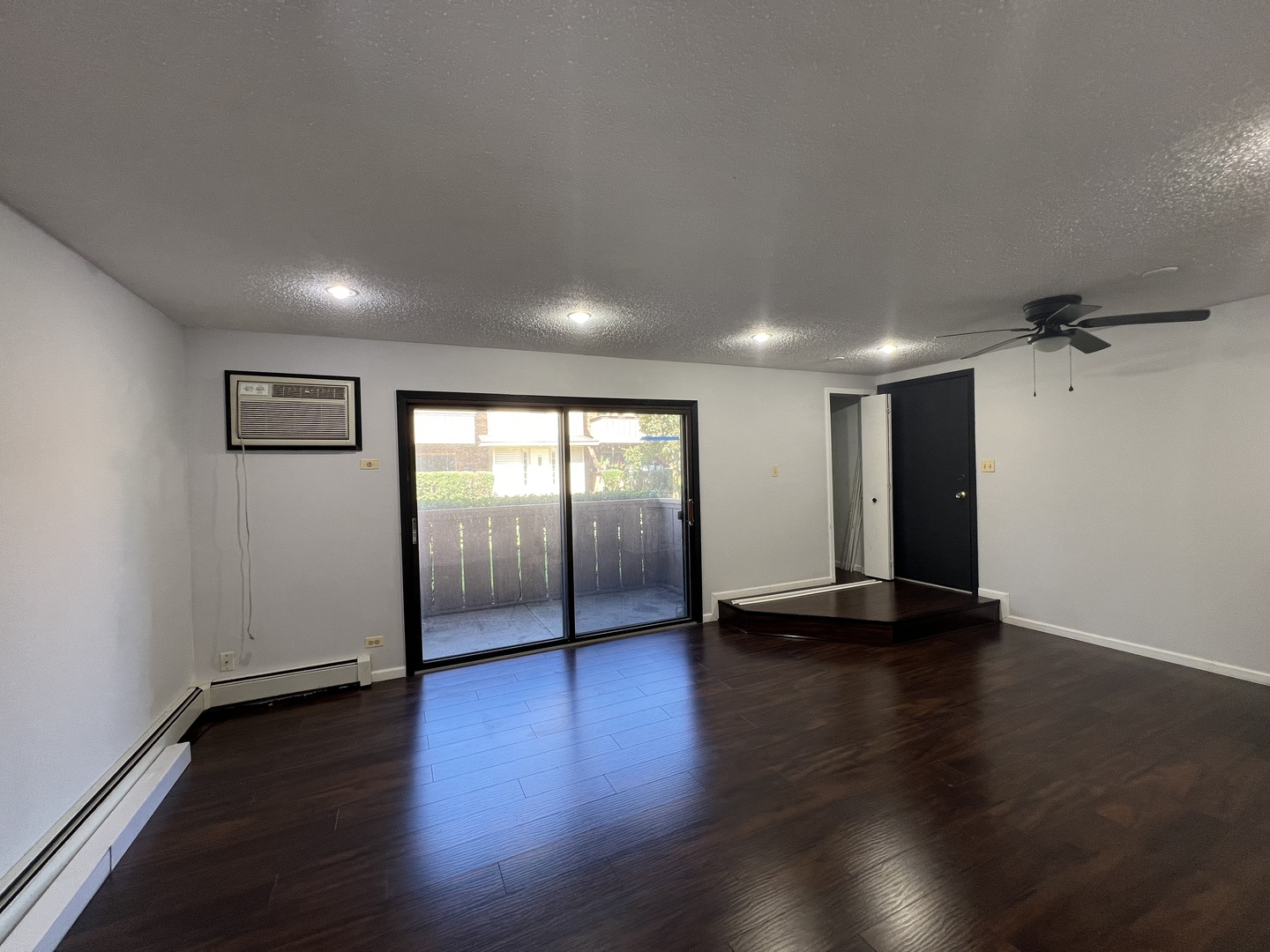 8 Echo Court 2 Property Photo 2