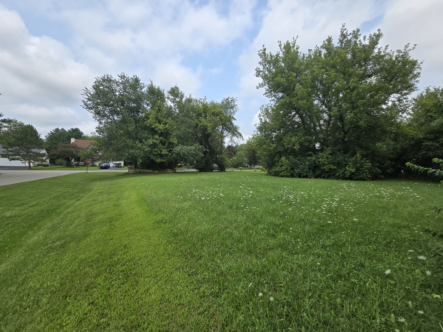517 Atlantic Drive Property Photo 3