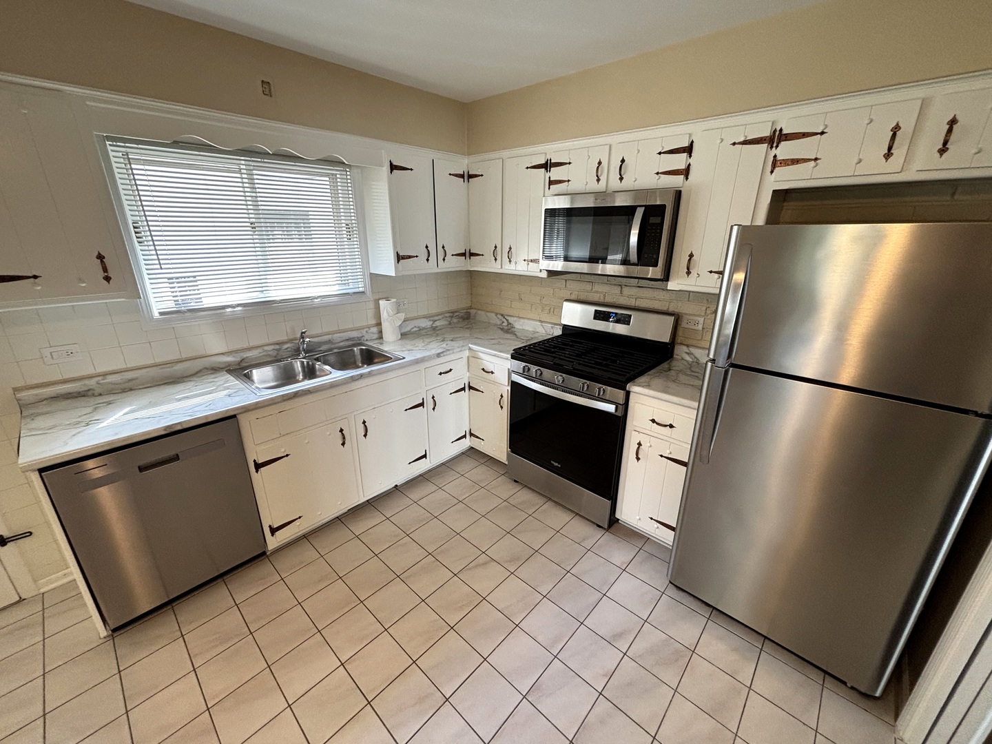 333 Scott Street Property Photo 5