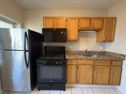 1338.5 W Argyle Street 3n Property Photo 3