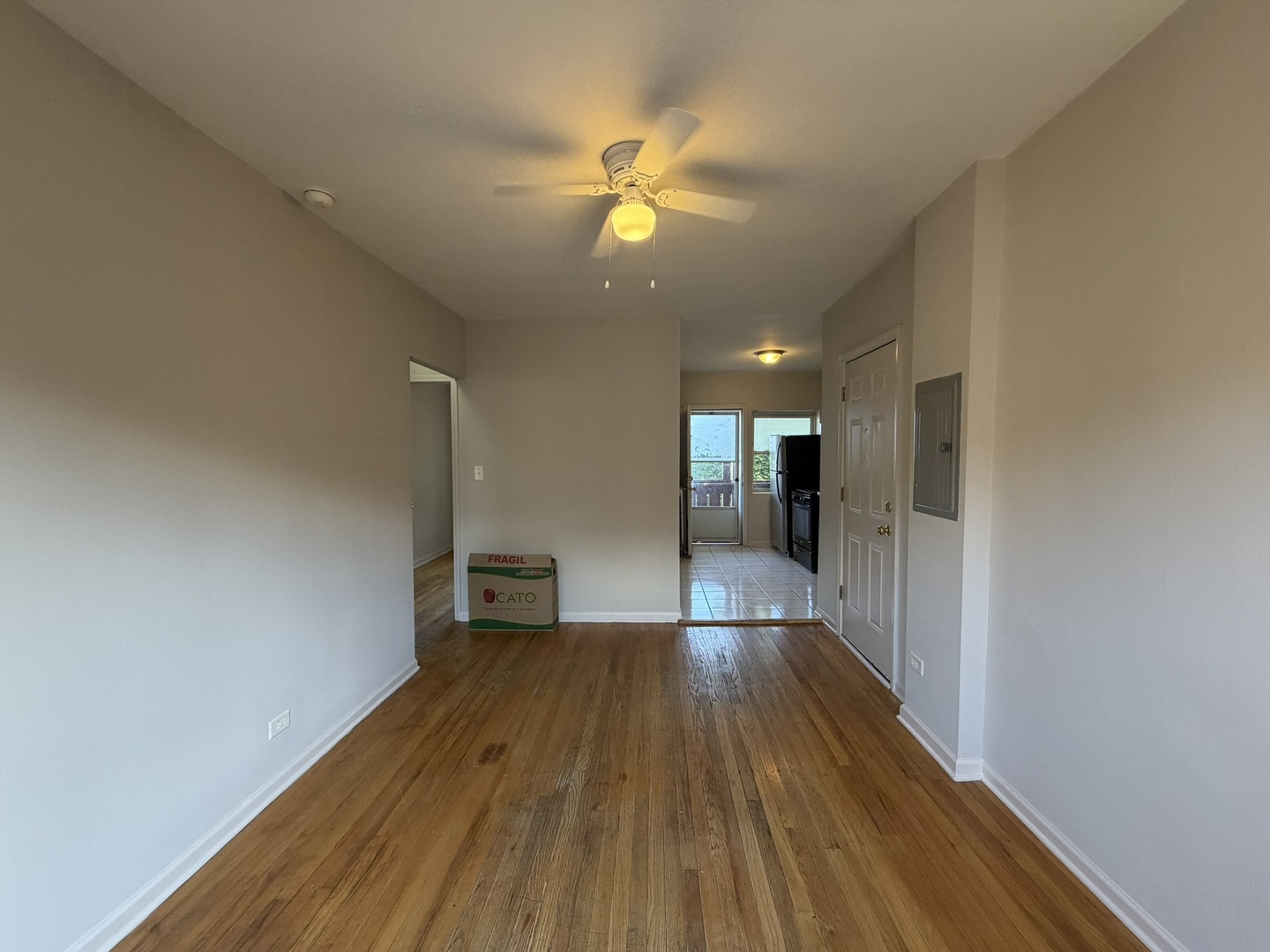 1338.5 W Argyle Street 3n Property Photo 7
