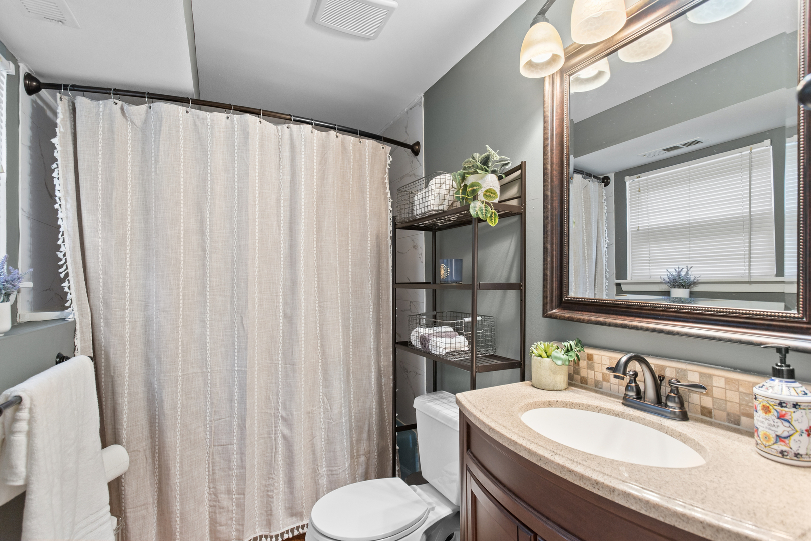 21 E Hillside Road Property Photo 18