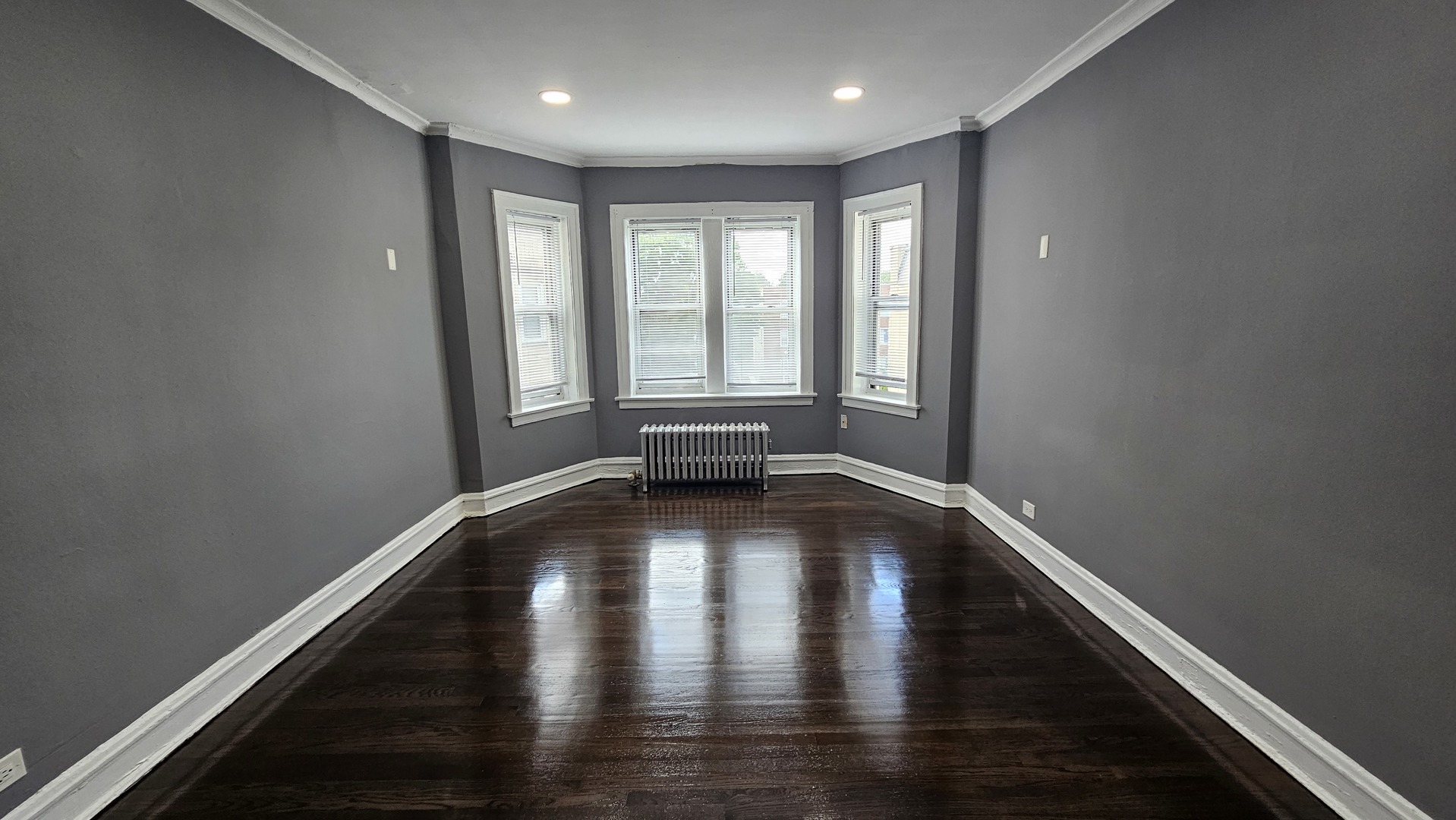 6545 N Francisco Avenue 3a Property Photo 2