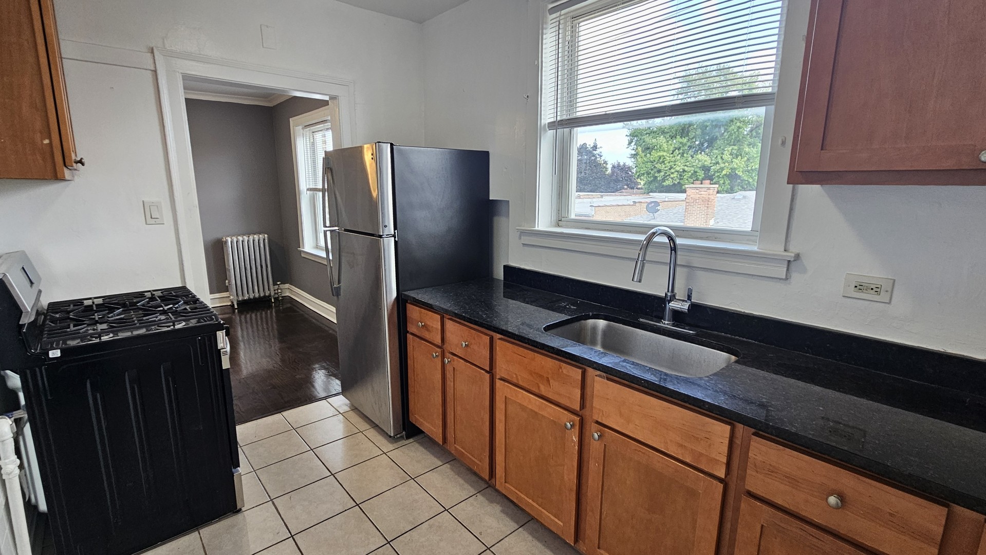 6545 N Francisco Avenue 3a Property Photo 12