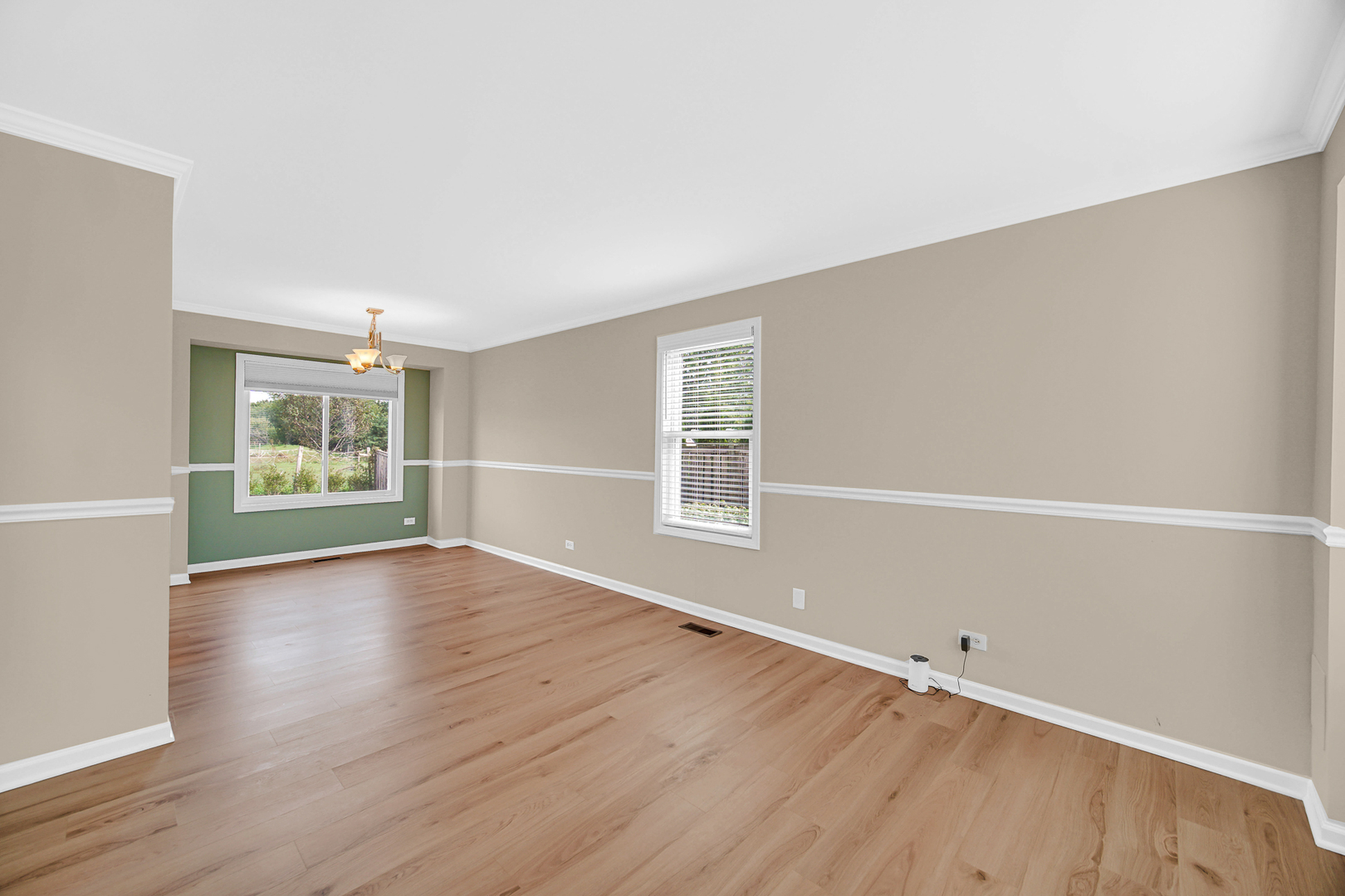 455 Rosewood Crossing - Property Photo 7