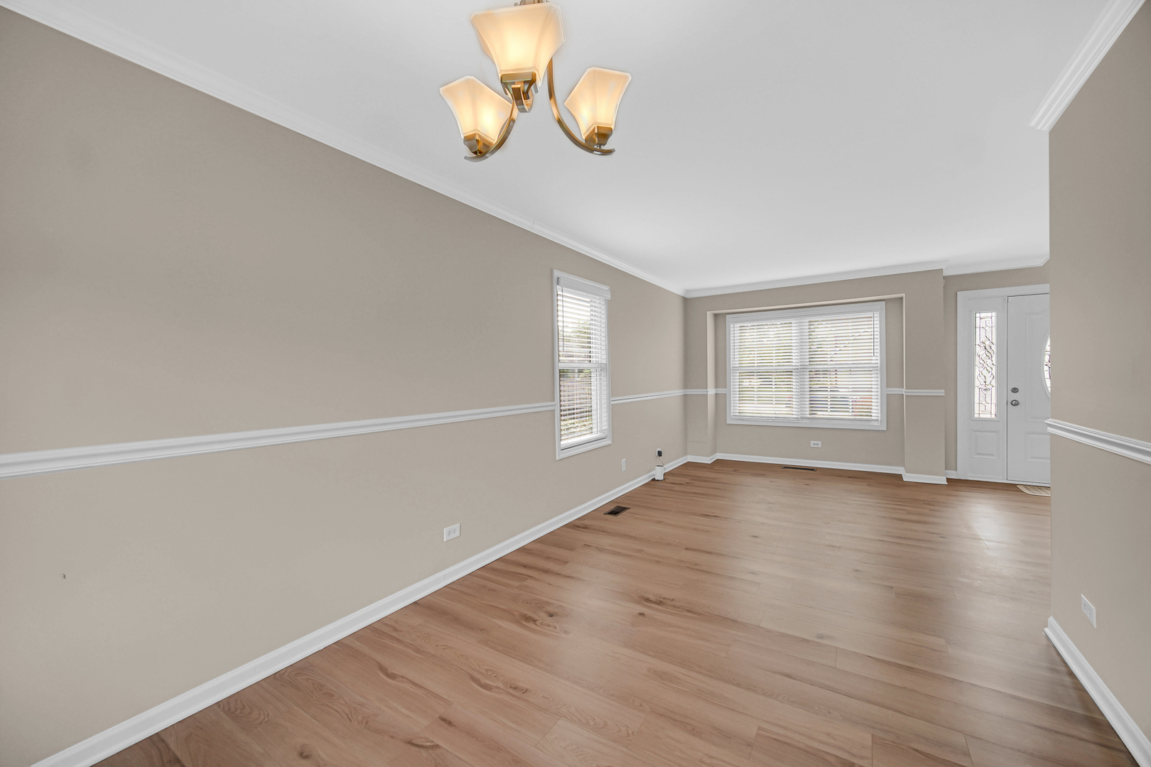 455 Rosewood Crossing - Property Photo 9