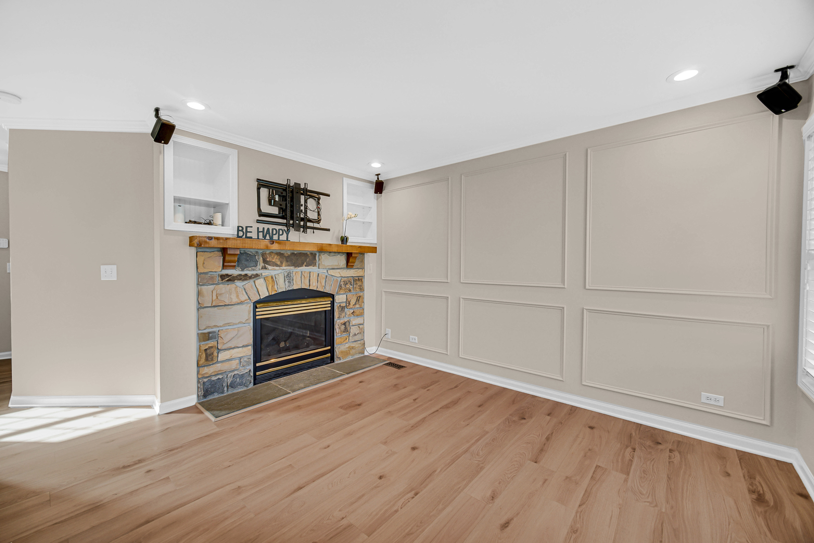 455 Rosewood Crossing - Property Photo 17