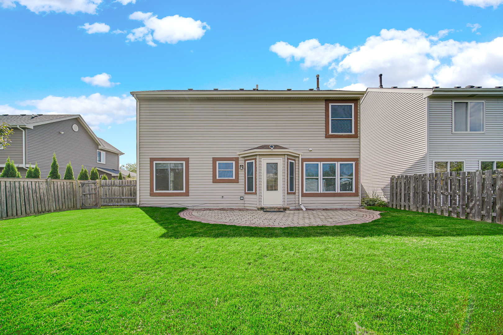 455 Rosewood Crossing - Property Photo 35