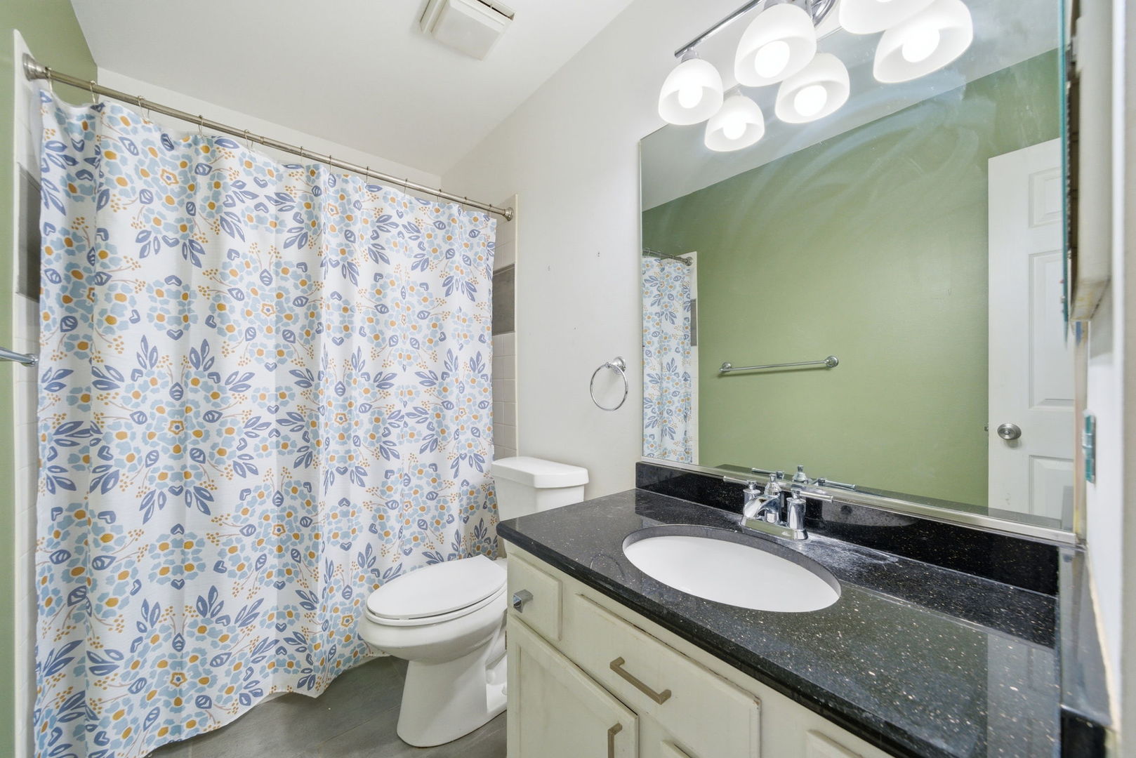 636 Briarwood Lane Property Photo 20