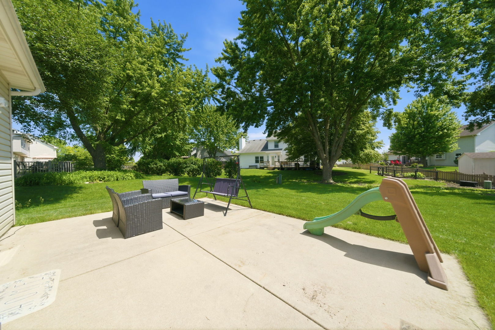 636 Briarwood Lane Property Photo 24