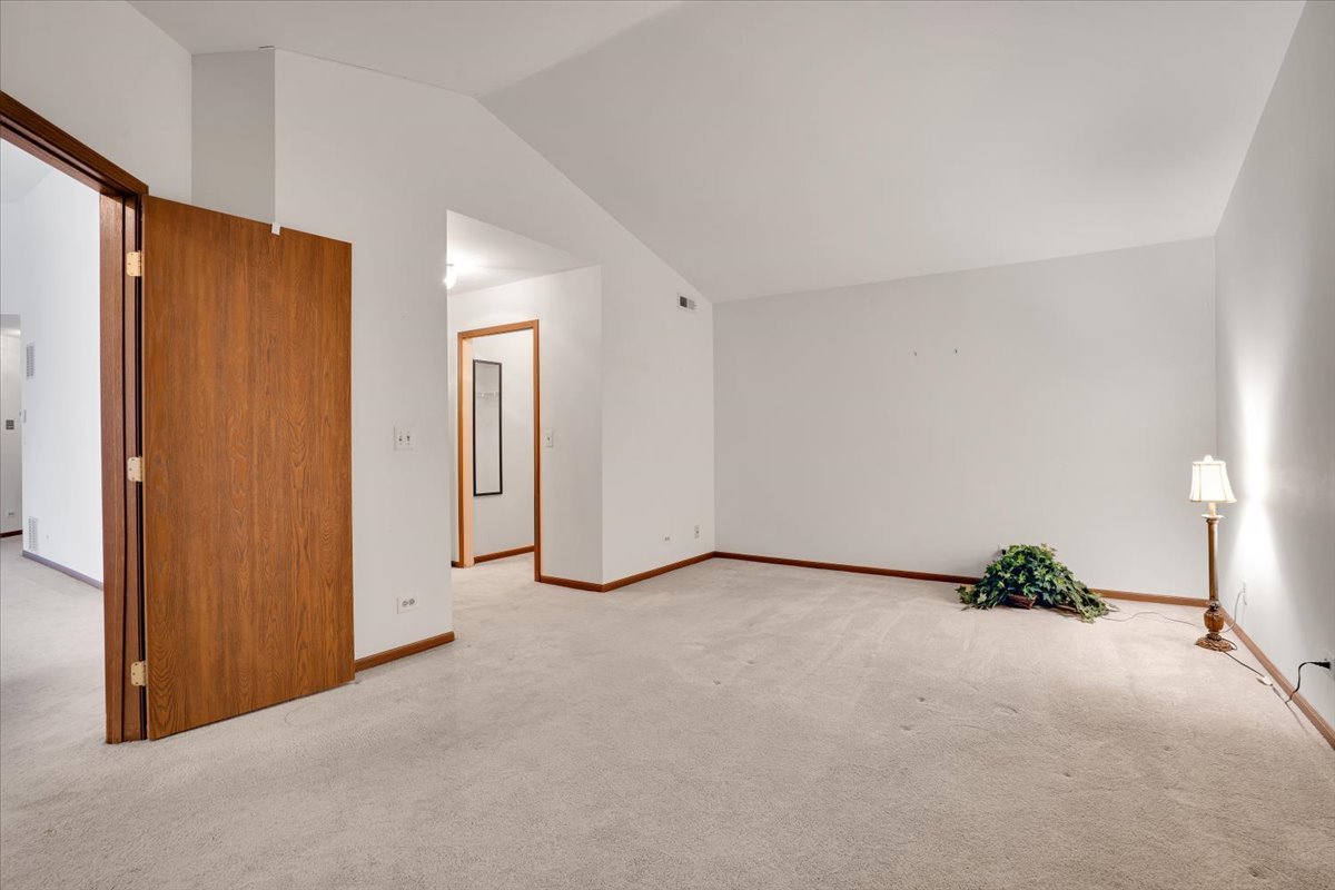2434 Charleston Drive 2 Property Photo 10