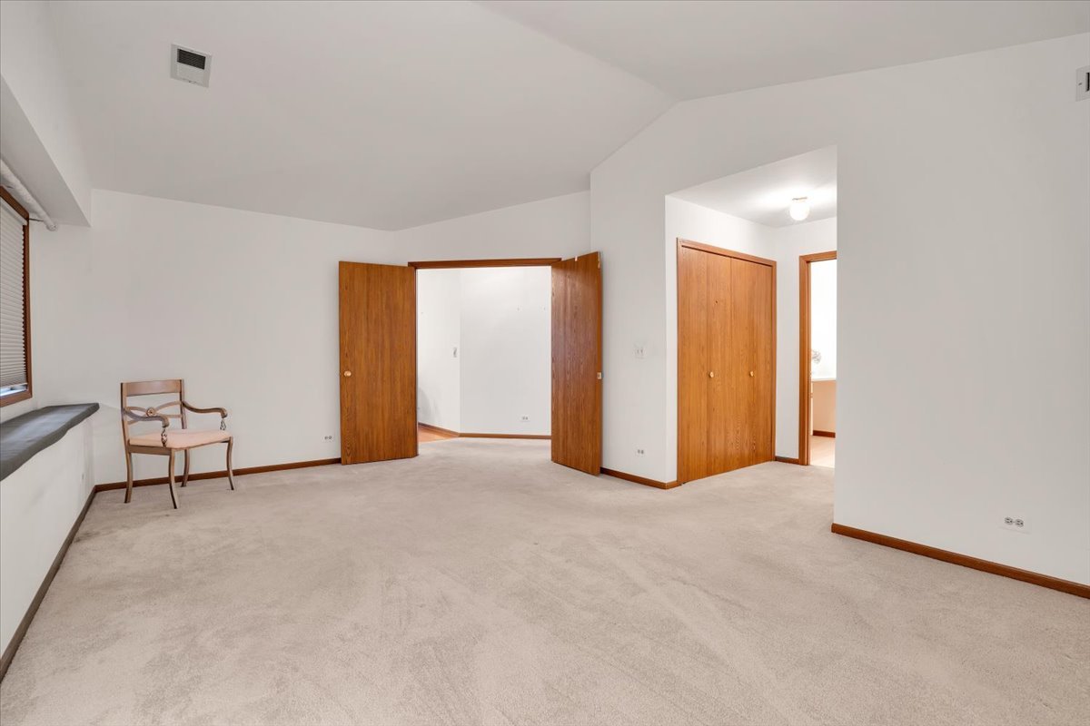 2434 Charleston Drive 2 Property Photo 11