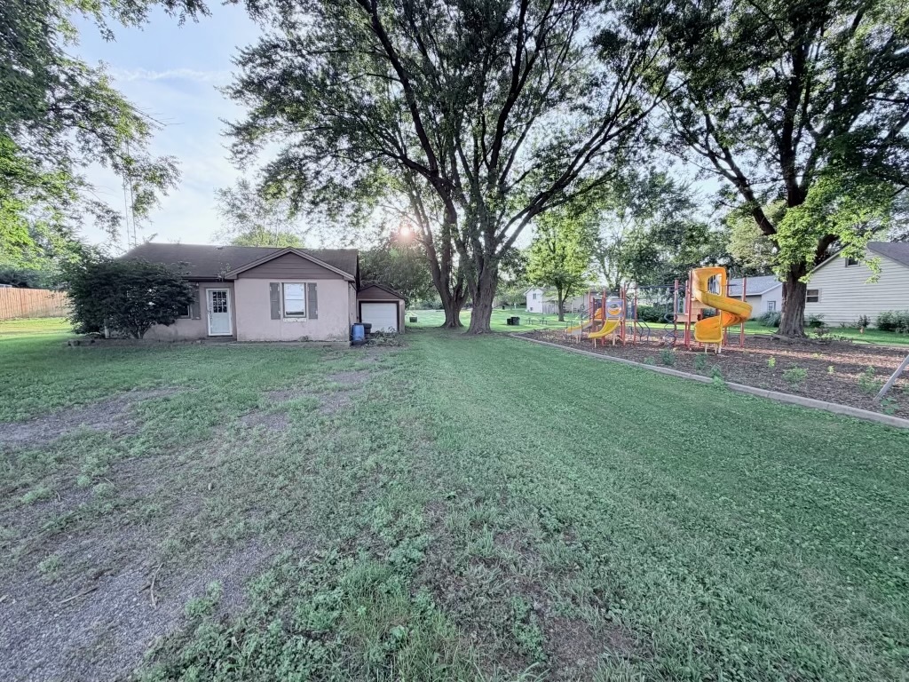 248 N 4000e Road Property Photo 1