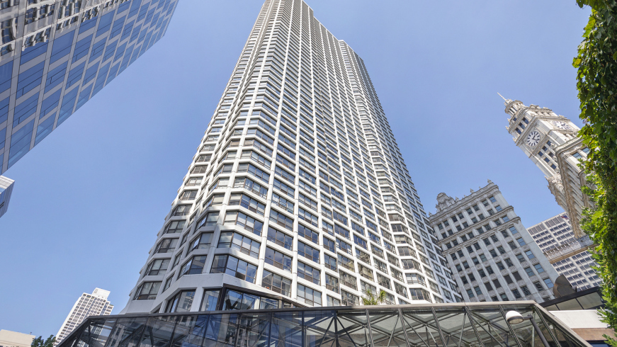 405 N WABASH Avenue 3401 Property Photo 1