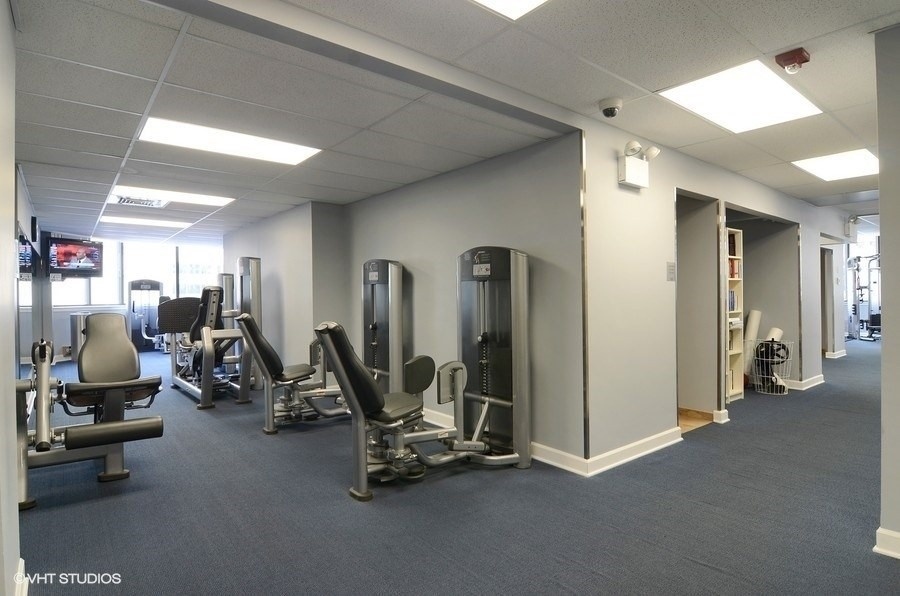 405 N Wabash Avenue 3401 Property Photo 15
