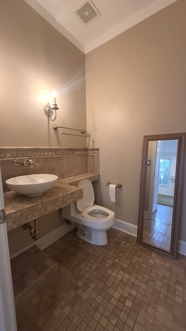 572 E Delgado Drive Property Photo 15