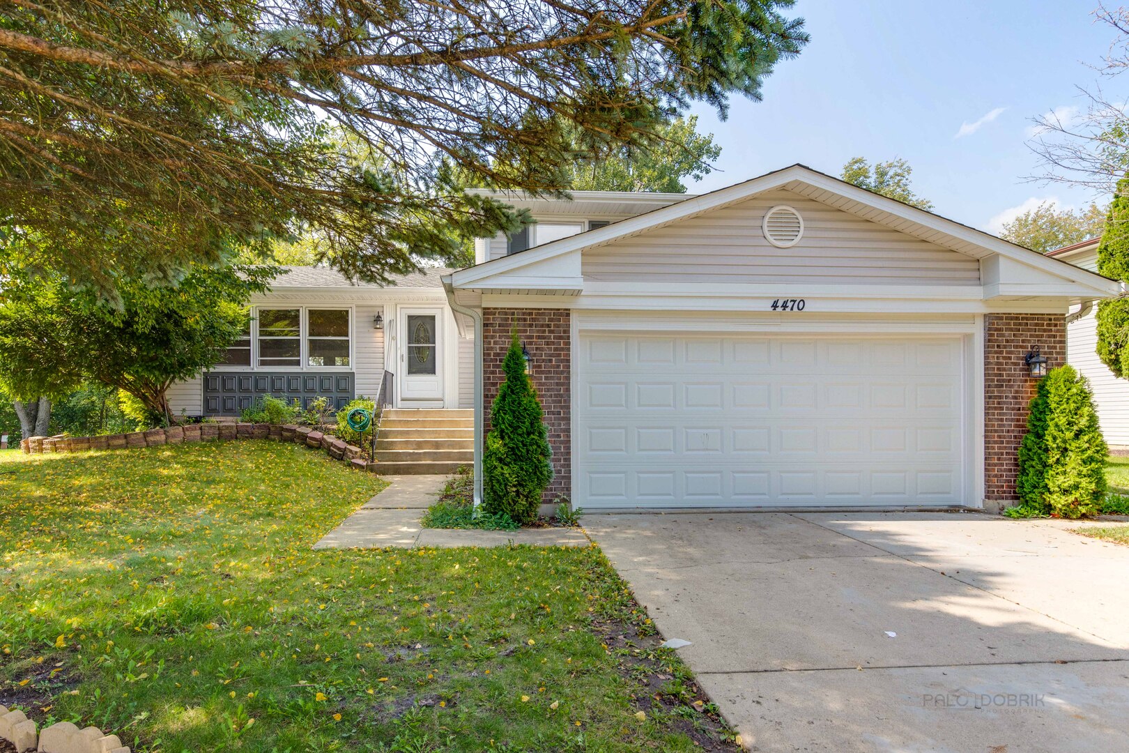4470 Capstan Drive Property Photo 4