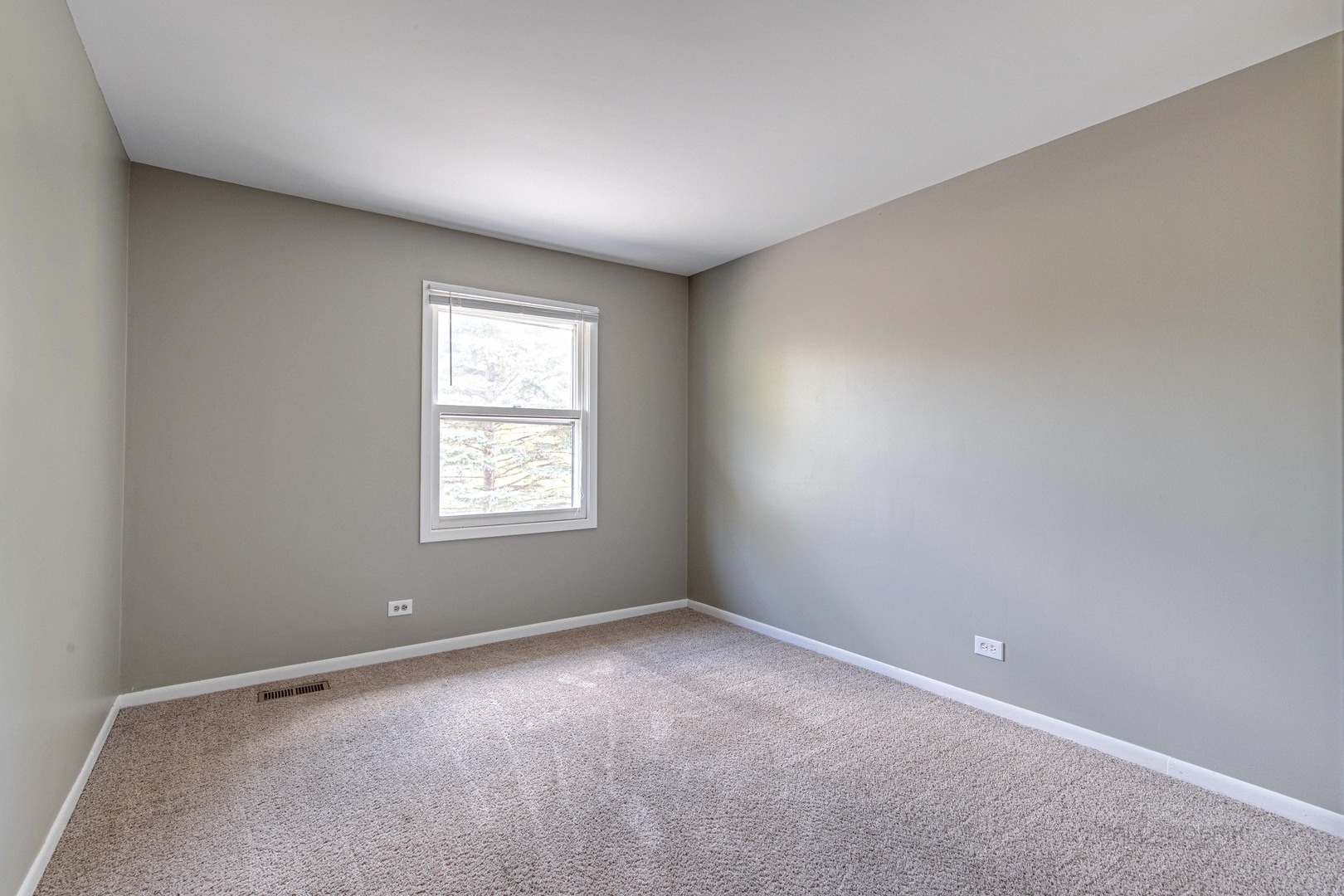 4470 Capstan Drive Property Photo 22