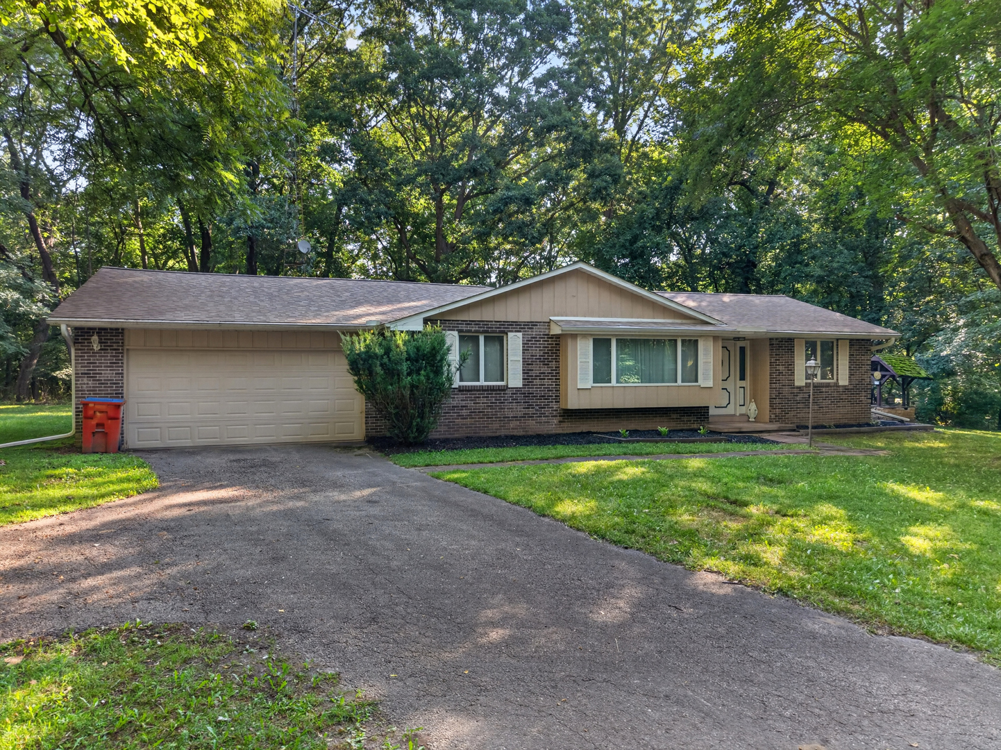 7414 Audubon Drive Property Photo 2