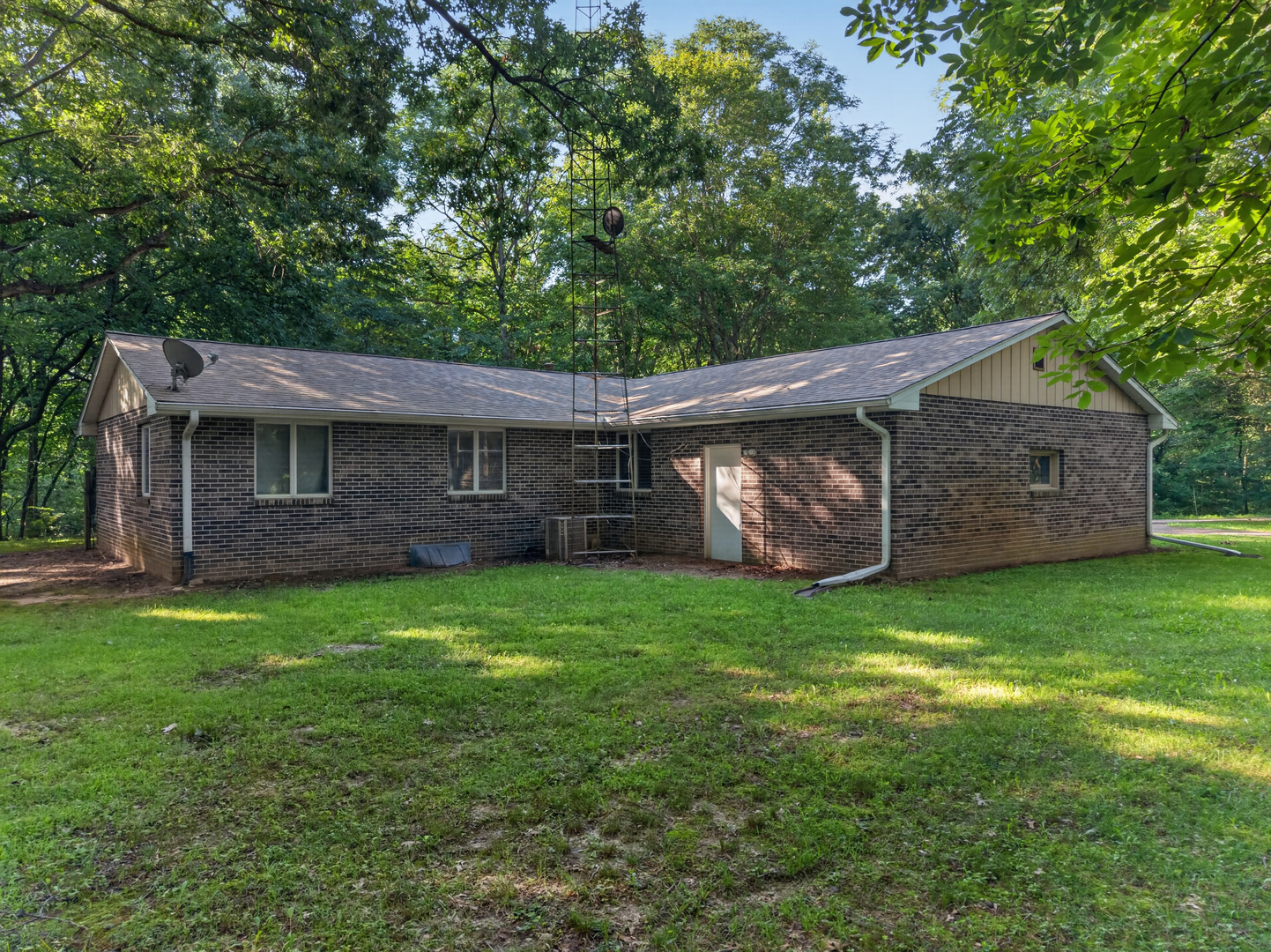 7414 Audubon Drive Property Photo 5