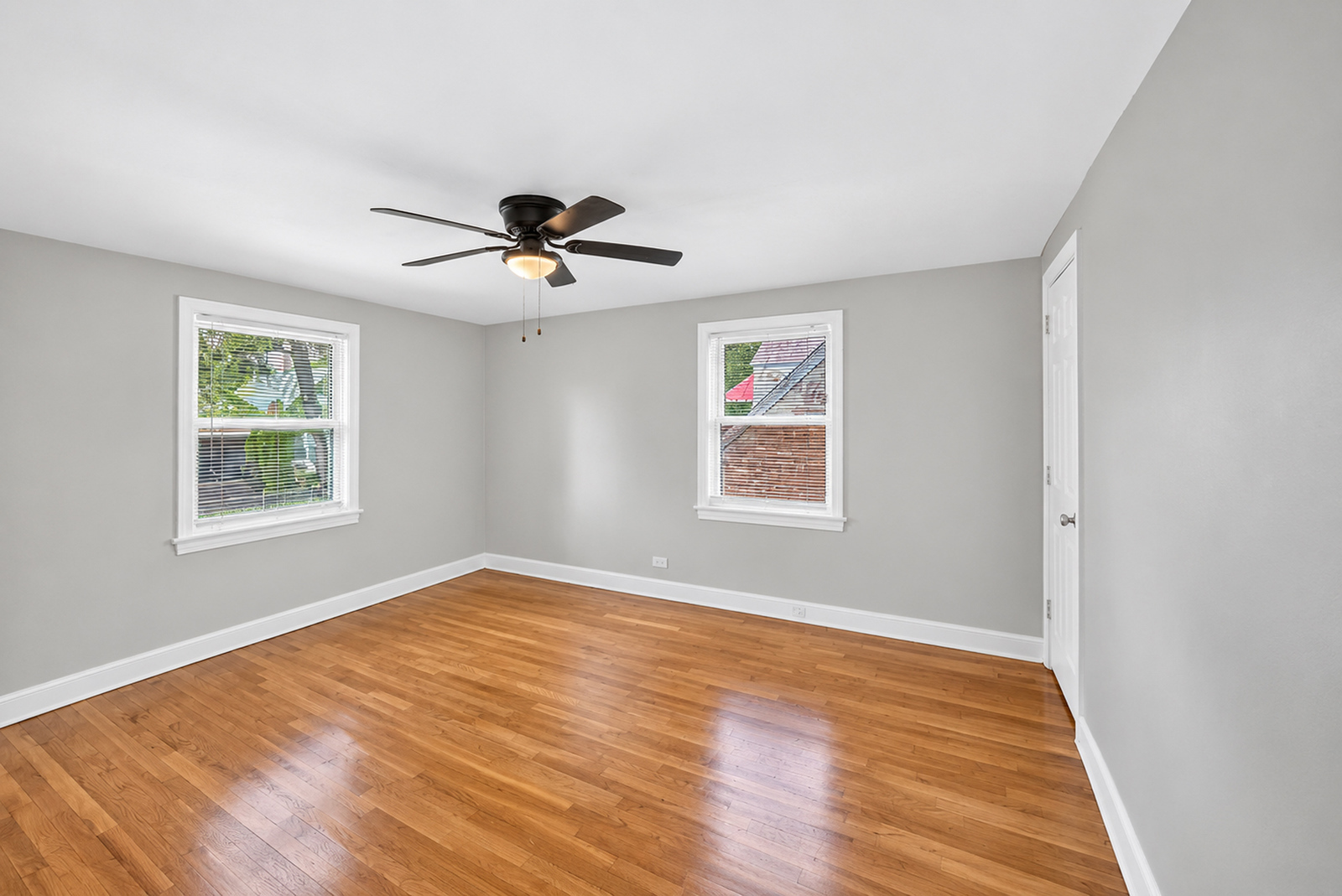 8831 S Eggleston Avenue Property Photo 7