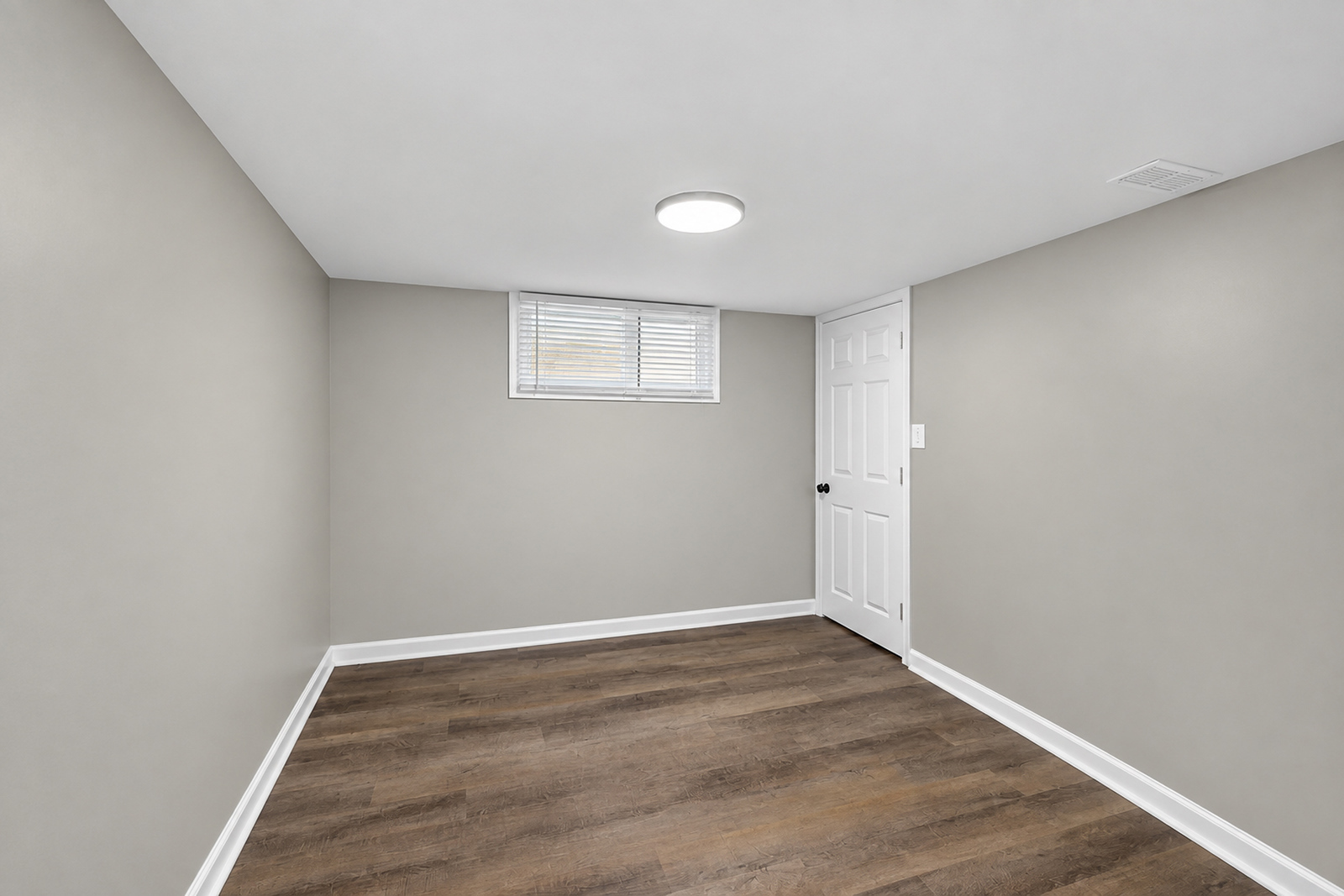 8831 S Eggleston Avenue Property Photo 9