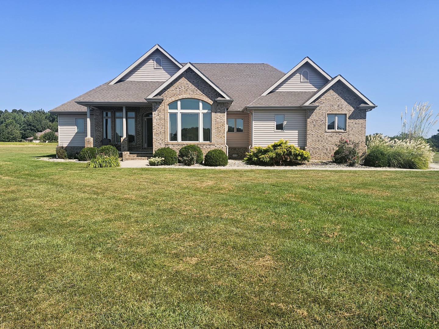 15228 E Holland Drive Property Photo 2